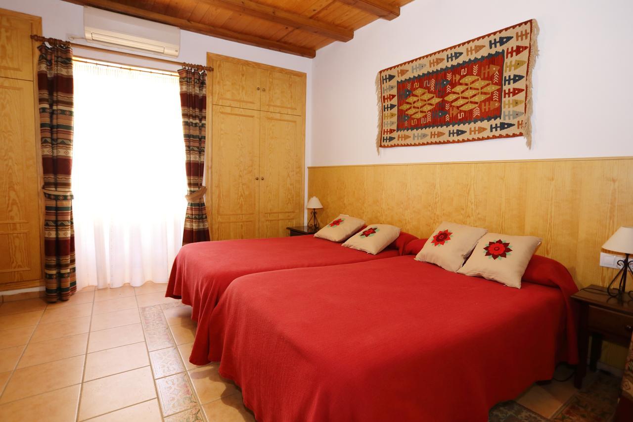 Gasthaus Ca Miquelet - Turistrat Albocácer Exterior foto