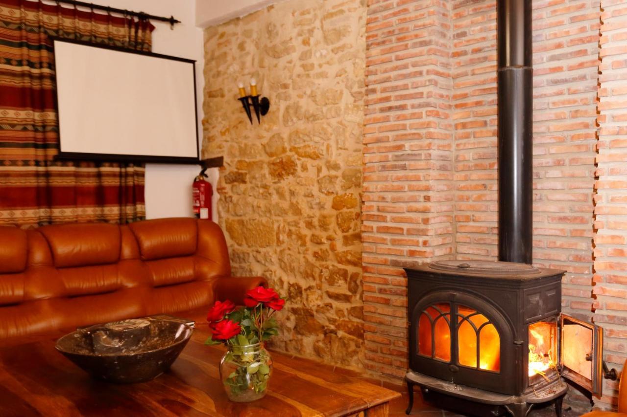 Gasthaus Ca Miquelet - Turistrat Albocácer Exterior foto